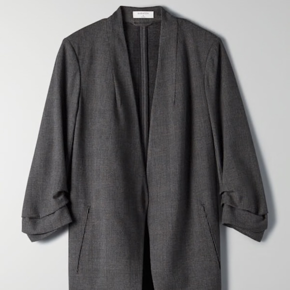 Aritzia Babaton Macauley Blazer - Picture 1 of 5